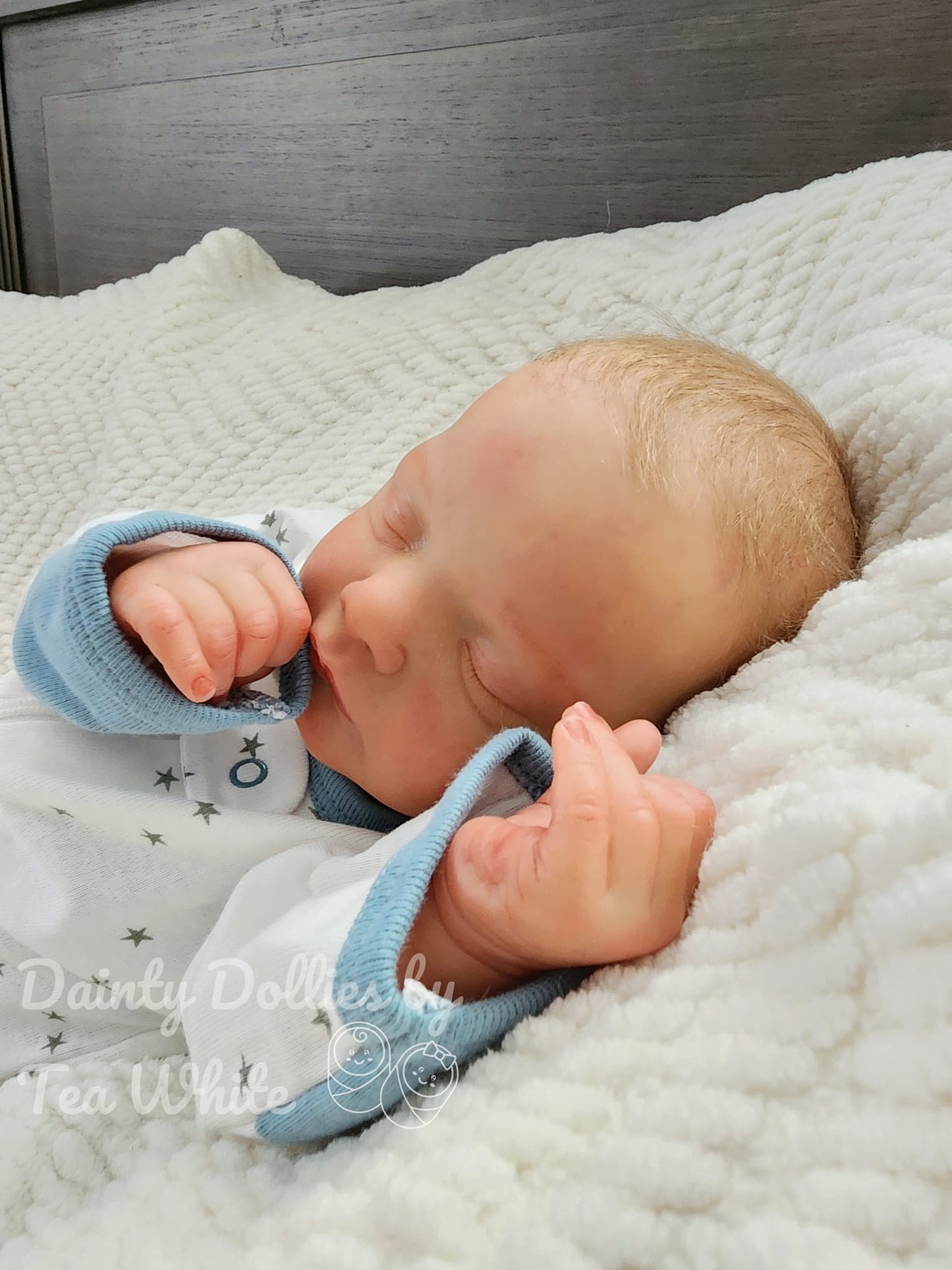 DAINTY DOLLIES BY TEA WHITE