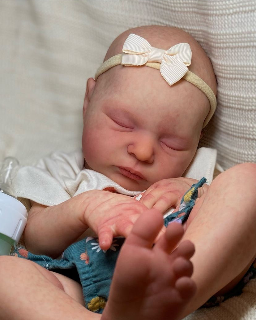 HANNAH'S LITTLE HATCHLINGS — photo 2