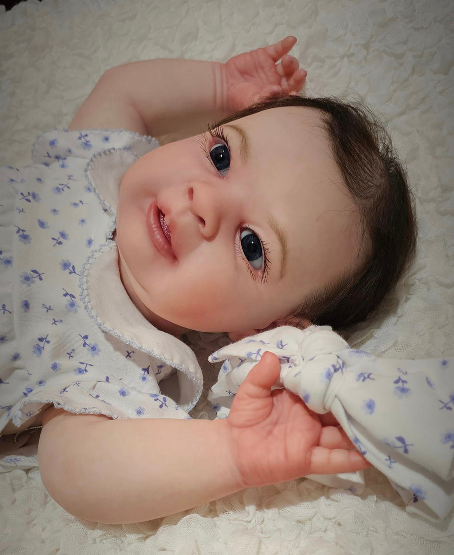 HATCHING REBORNS