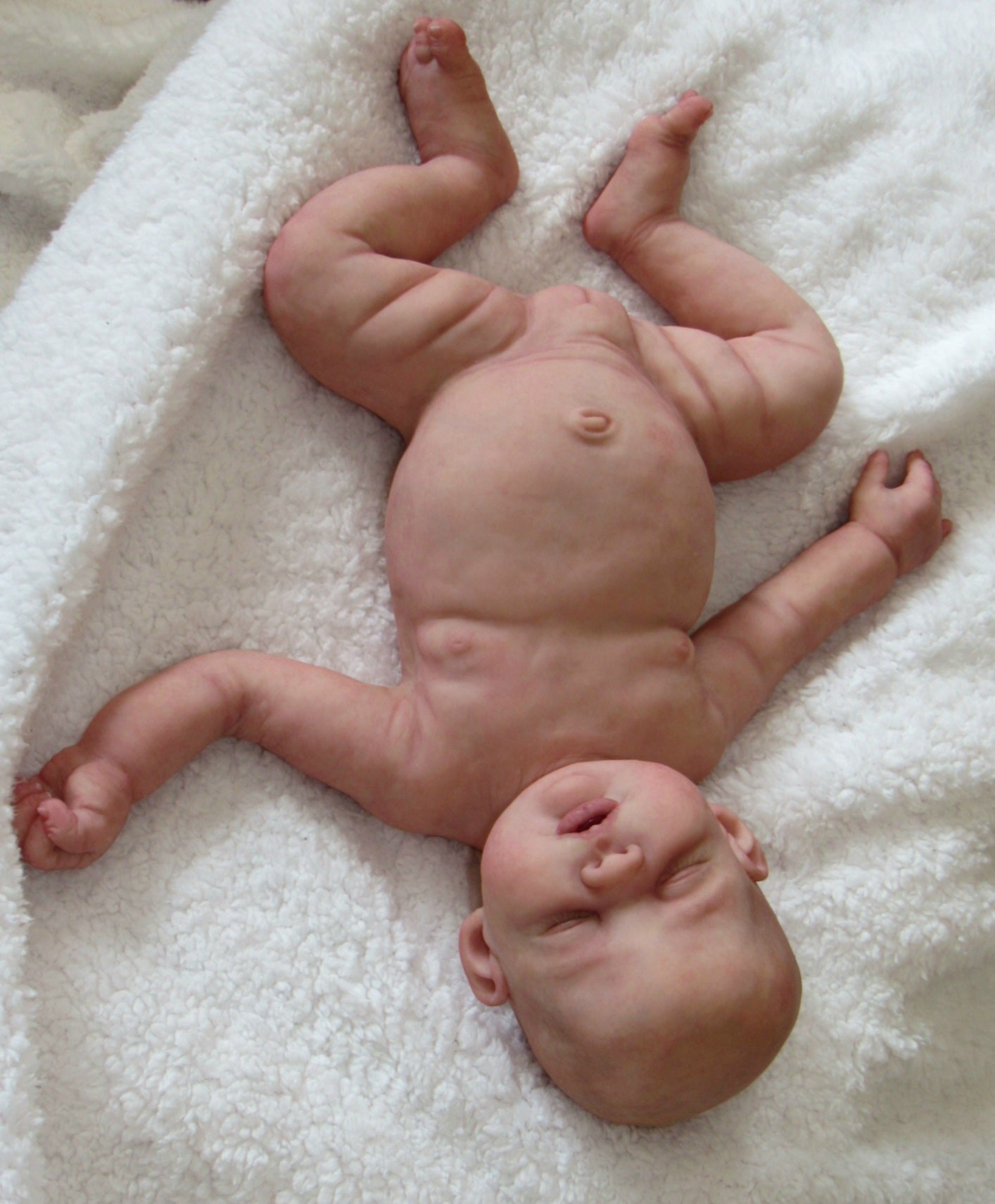 KRISTY'S KISSES AND CUDDLES