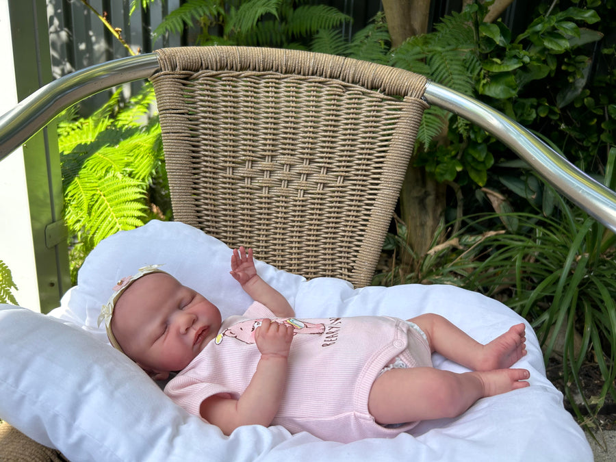 BABIES IN BLOOM — photo 7